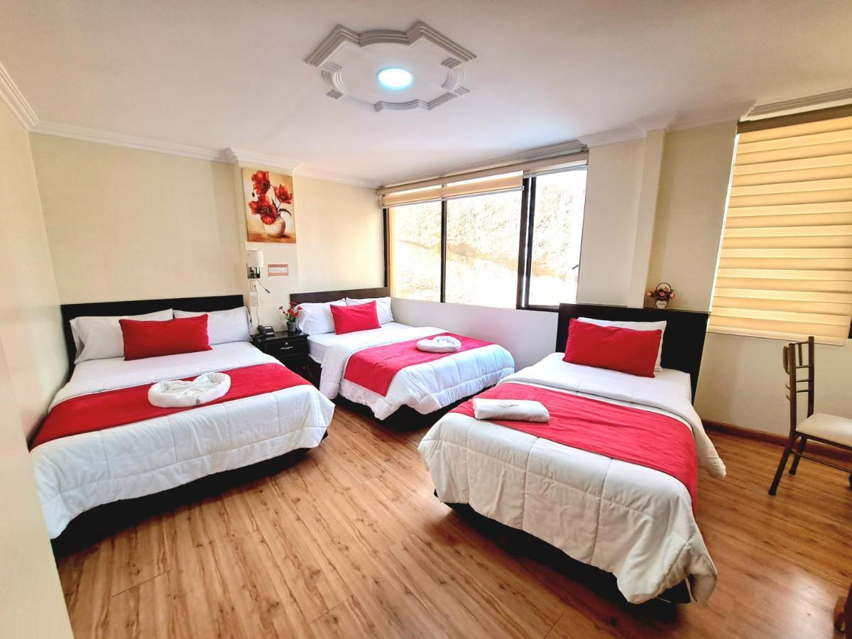 Hotel Loja Bella Bagian luar foto