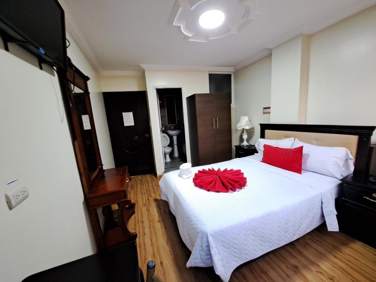 Hotel Loja Bella Bagian luar foto